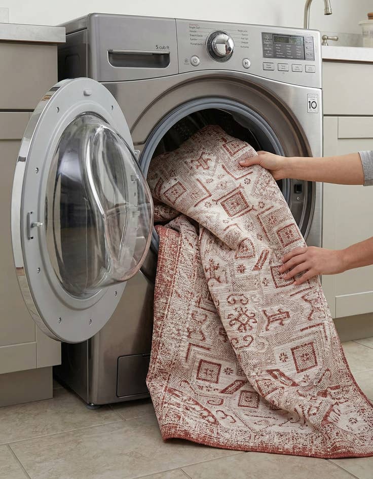 Detail image of  5' 3 x 8'  Washable Aztec Indoor / Outdoor Rug