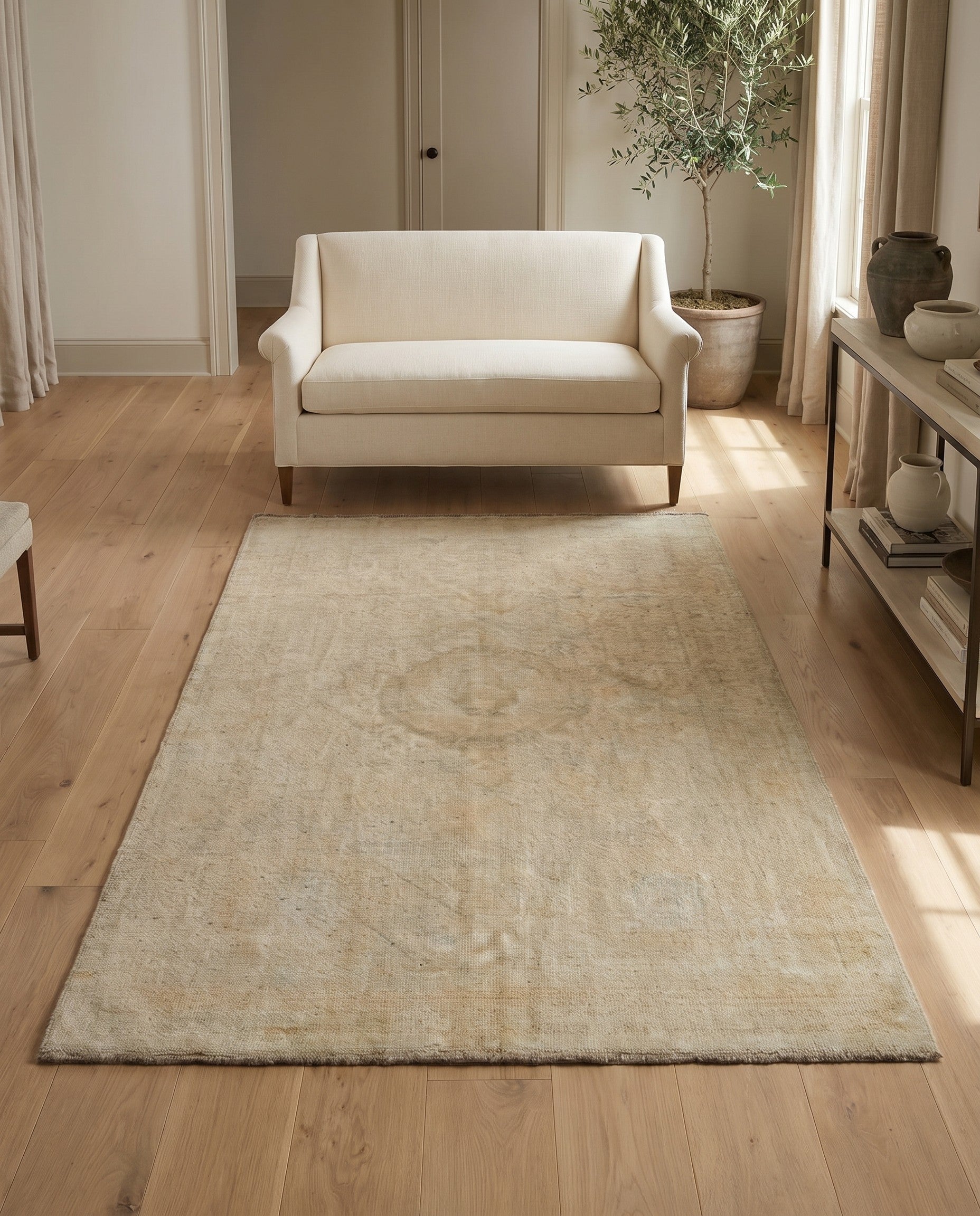 3' 11 x 6' Hand Knotted Oushak Wool Rug