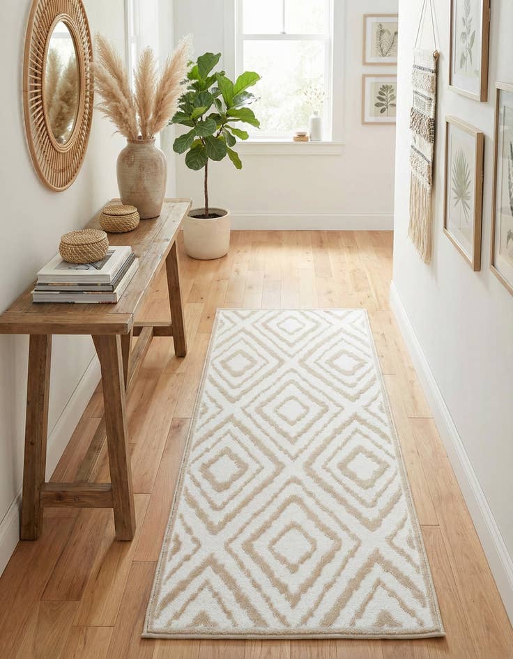 Detail image of 2' x 5' Hermitage Runner Rug