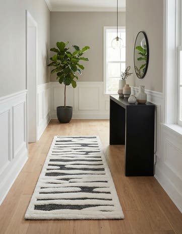 2' x 6' Prismatic Runner Rug