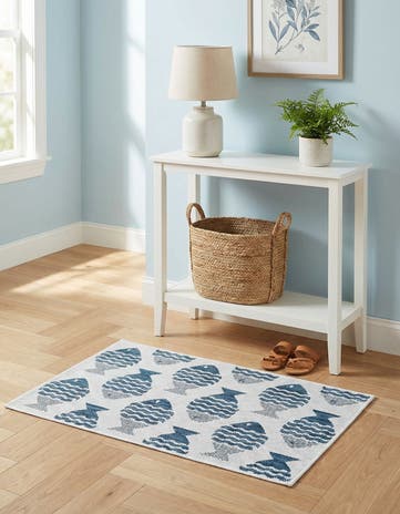 Navy Blue Easy-Clean Coastal Indoor / Outdoor Rug