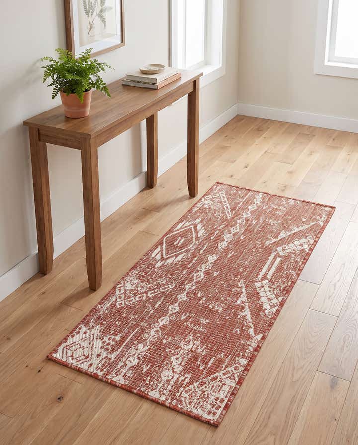 2' x 4' Easy-Clean Bohemian Indoor / Outdoor Runner Rug