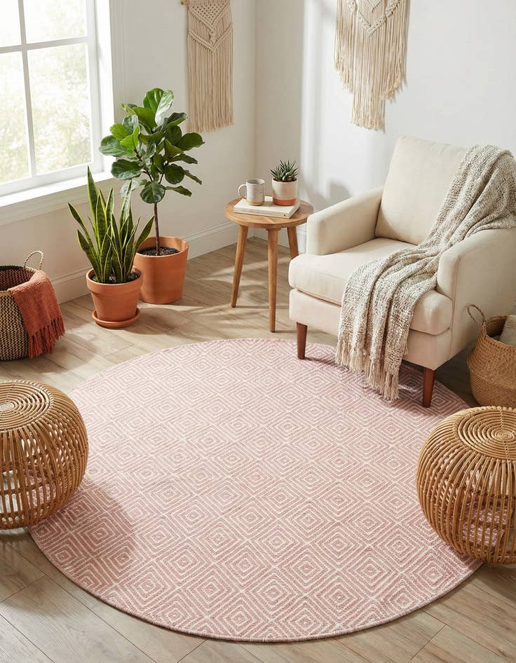 Detail image of  4' 1 x 4' 1  Hand Woven Geo Trellis Flatweave Round Rug