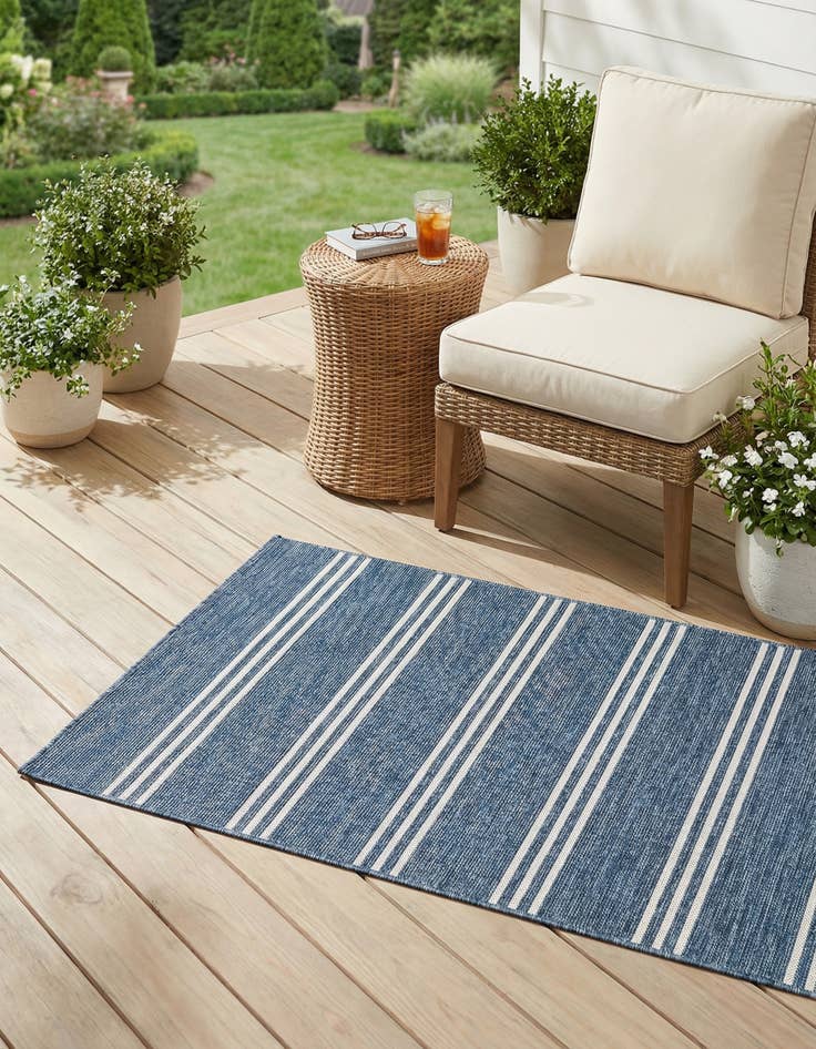 Detail image of 1' 4 x 1' 4  Washable Jill Zarin Anguilla Indoor / Outdoor Sample Rug