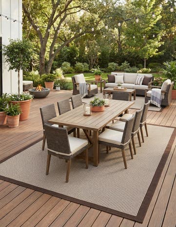 9' x 12' Easy-Clean Border Indoor / Outdoor Rug