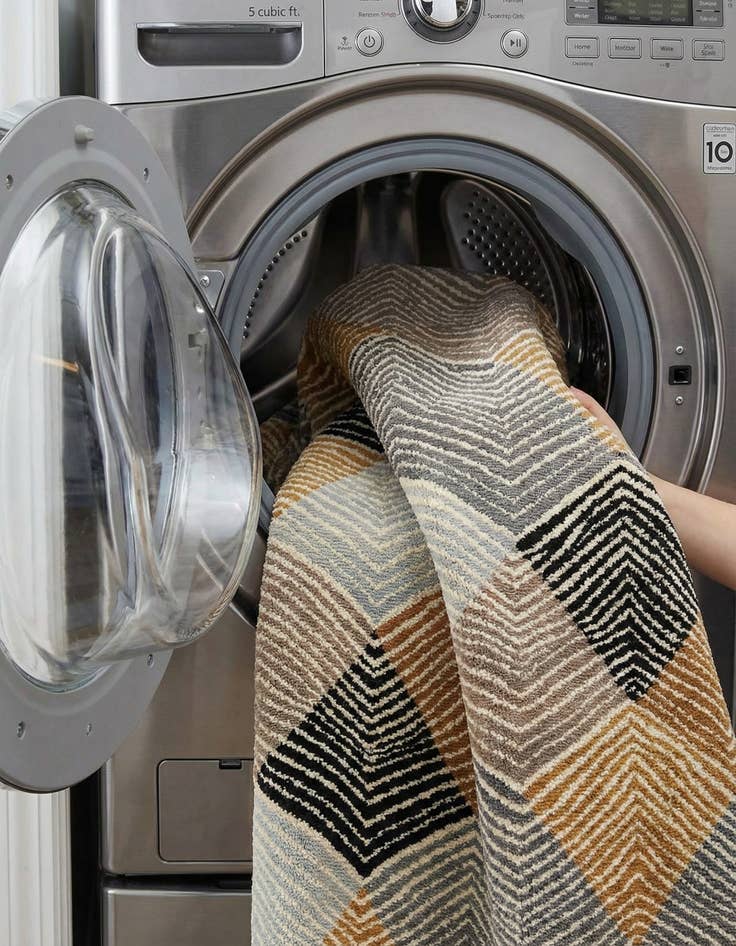 Detail image of  5' x 5'  Washable Modern Indoor / Outdoor Round Rug