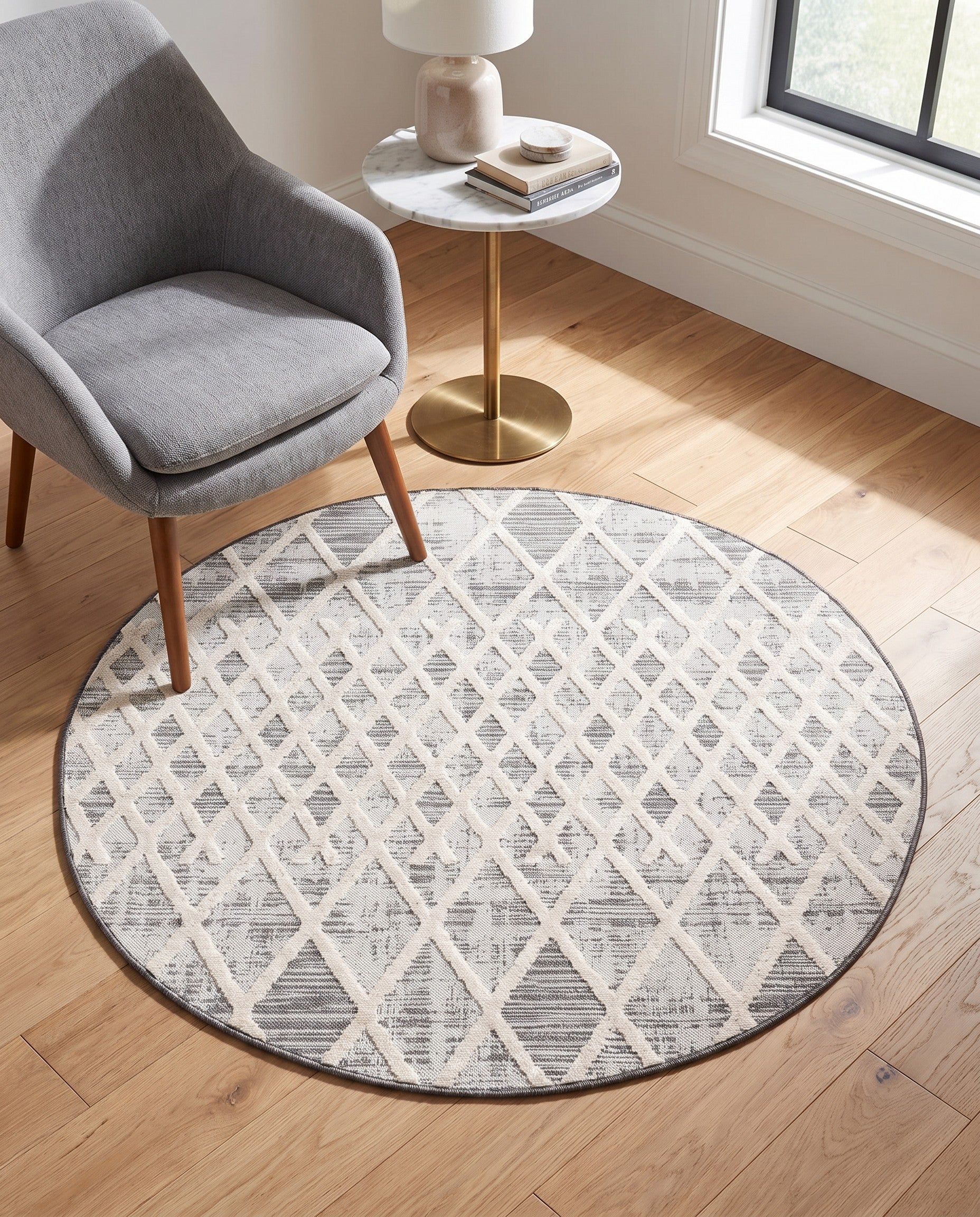 3' 3 x 3' 3 Arlo Round Rug