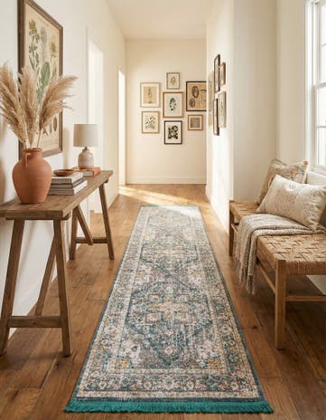 2' 7 x 13' Santiago Runner Rug