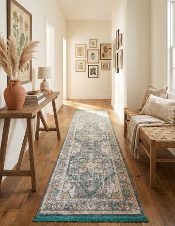 2' 7 x 13' Santiago Runner Rug