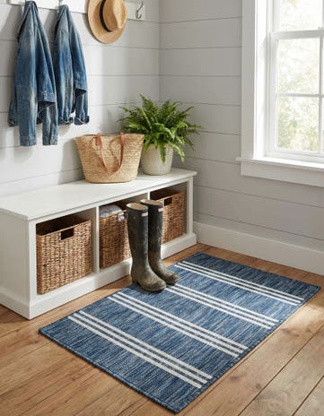 2' x 3' Easy-Clean Jill Zarin Anguilla Indoor / Outdoor Rug