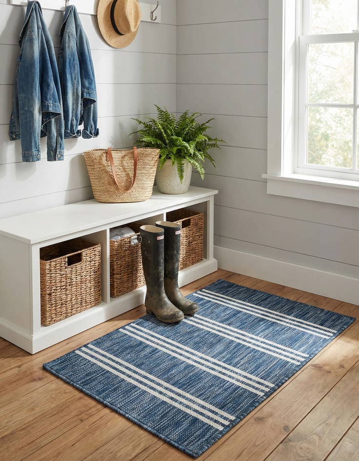 Detail image of 2' x 3' Easy-Clean Jill Zarin Anguilla Indoor / Outdoor Rug