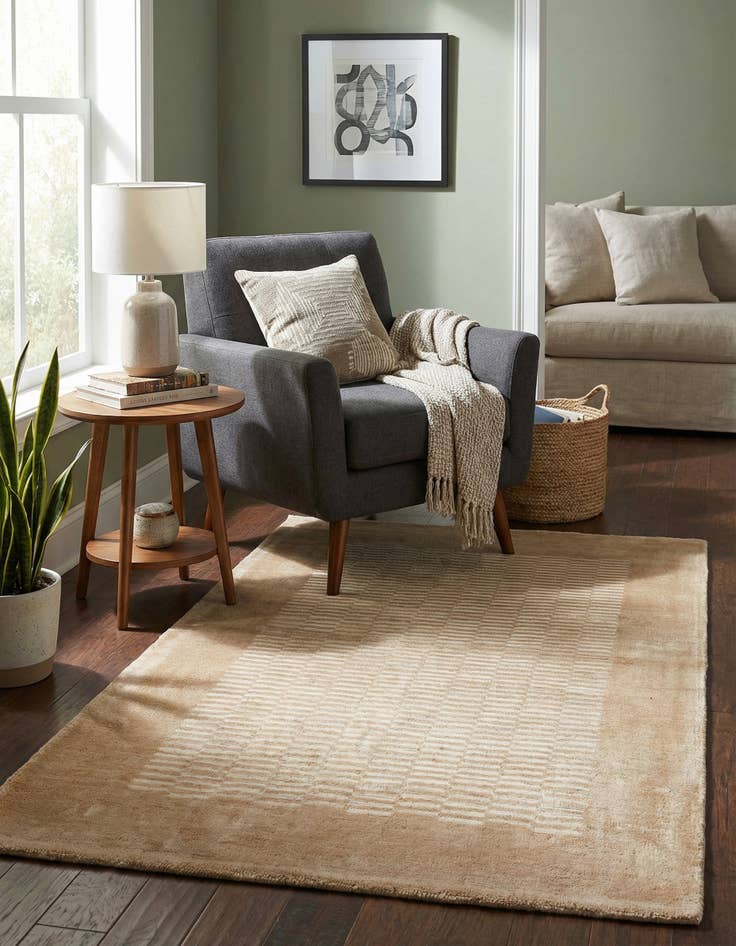 Detail image of  2' 8 x 4' 7  Hand Knotted Darya Wool Rug