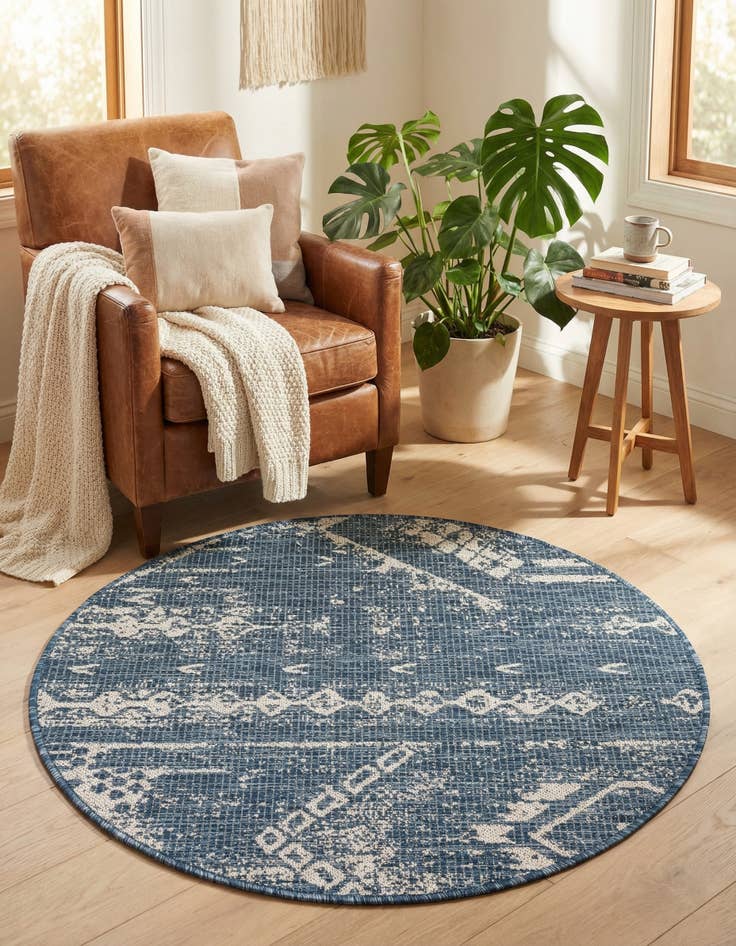 Detail image of  3' x 3'  Washable Bohemian Indoor / Outdoor Round Rug