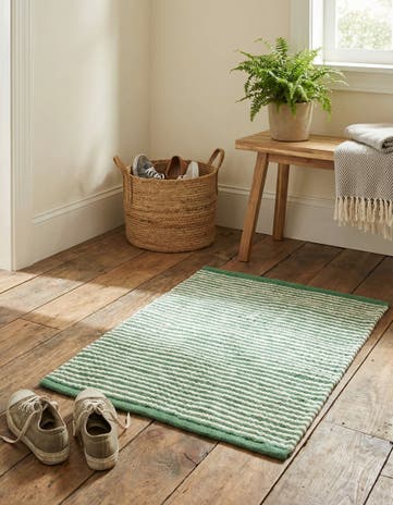 2' 1 x 3' 1 Hand Woven Rug
