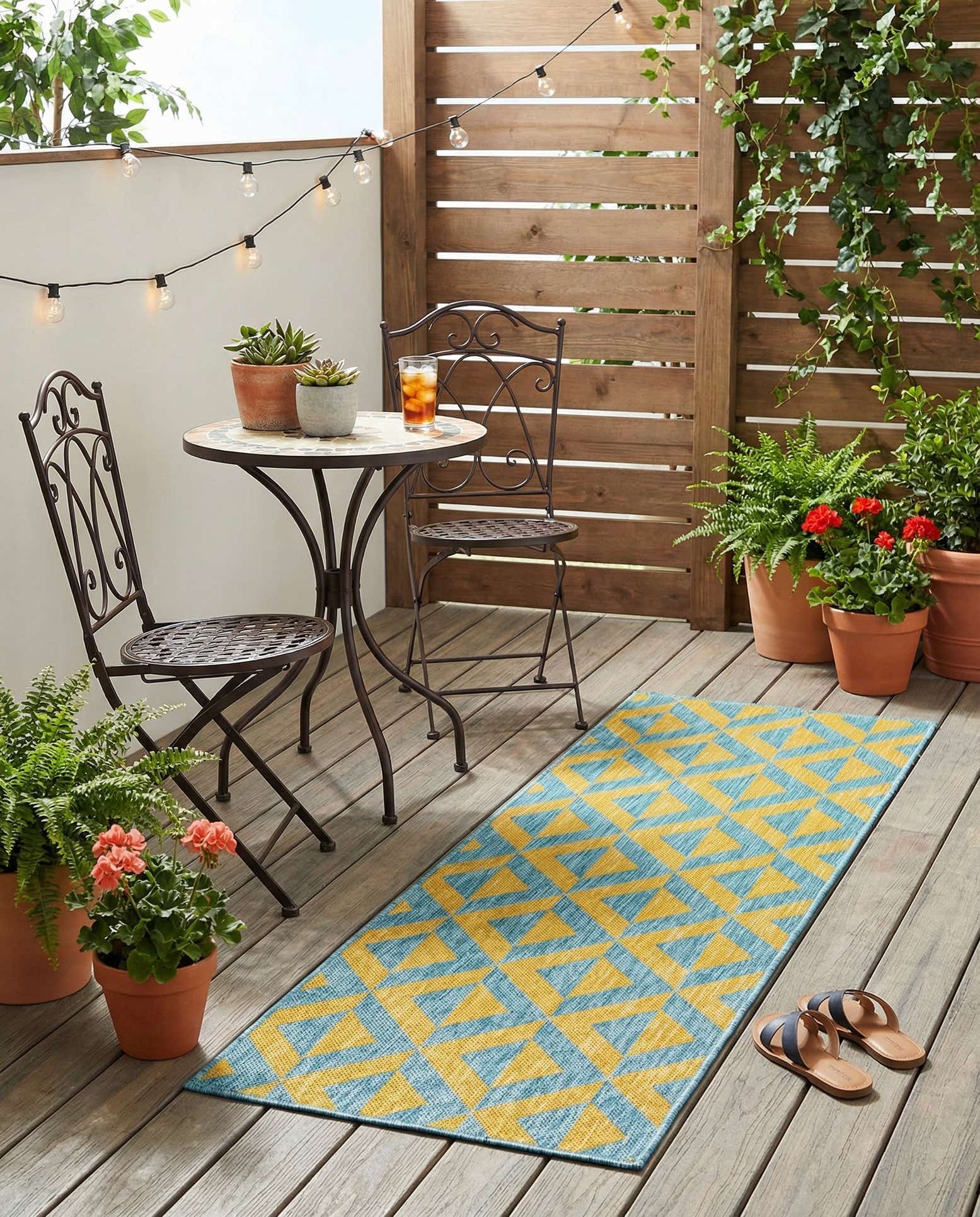 2' x 6' Easy-Clean Jill Zarin Napa Indoor / Outdoor Runner Rug