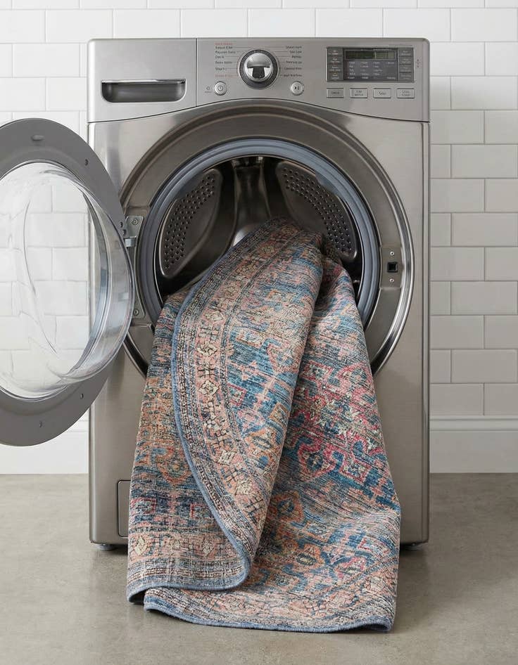 Detail image of 7' 10 x 10'  Washable Nostalgia Oval Rug