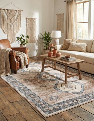 6' 7 x 9' Medina Rug