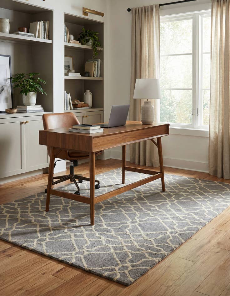 Detail image of 5' x 8' Luna Wool Rug