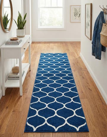 2' x 8' 8 Lattice Frieze Runner Rug