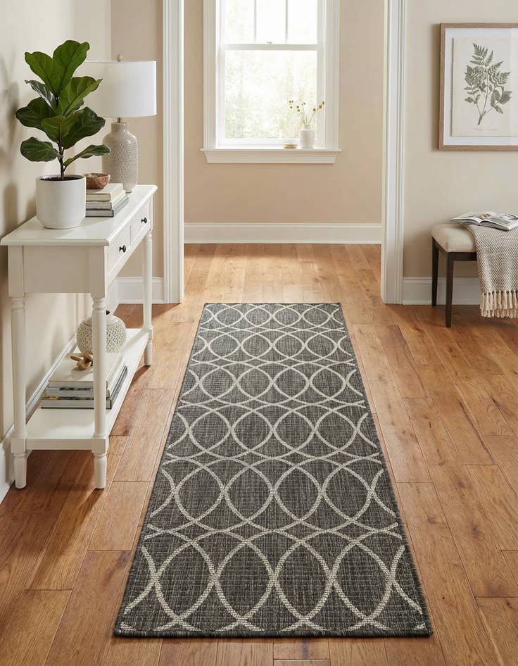Detail image of 2' x 6'  Washable Trellis Indoor / Outdoor Runner Rug