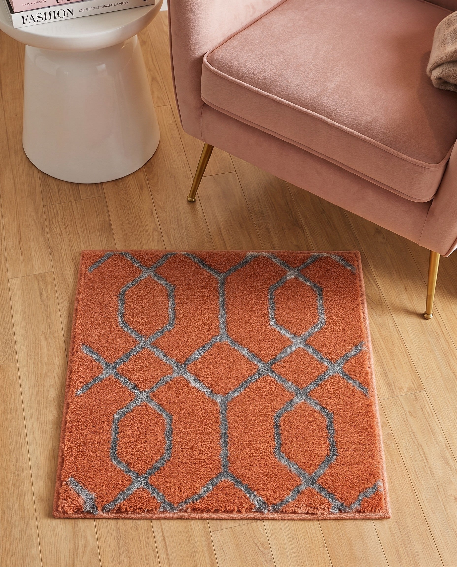 1' 4 x 1' 4 Marilyn Monroe™ Glam Trellis Sample Rug