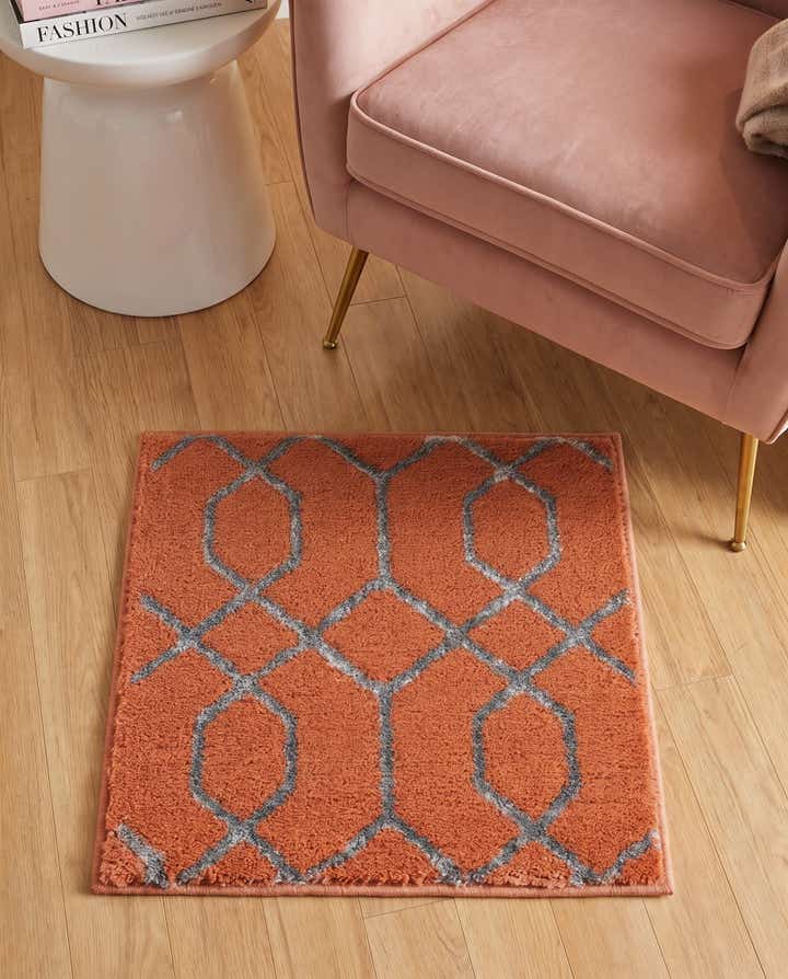 1' 4 x 1' 4 Marilyn Monroe™ Glam Trellis Sample Rug