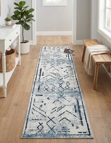 2' x 8' Kamala Washable Runner Rug
