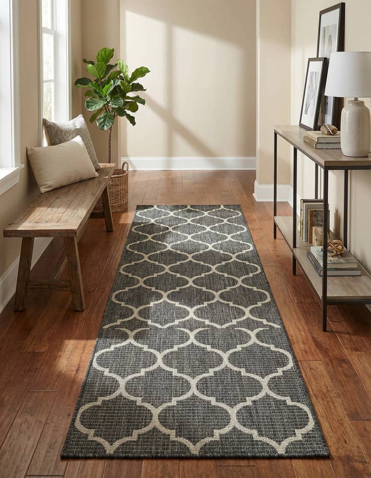 Detail image of 2' 7 x 10'  Washable Trellis Indoor / Outdoor Runner Rug