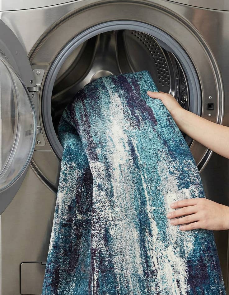 Detail image of 7' x 10'  Washable Barcelona Rug