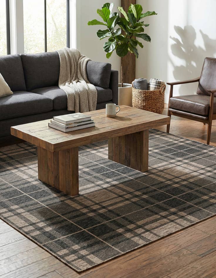 Detail image of 7' 10 x 7' 10 Easy-Clean Checkered Indoor / Outdoor Square Rug