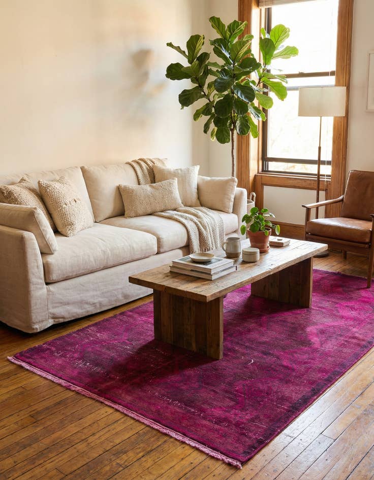 Detail image of 4' x 6' 10  Hand Knotted Ultra Vintage Persian Wool Rug