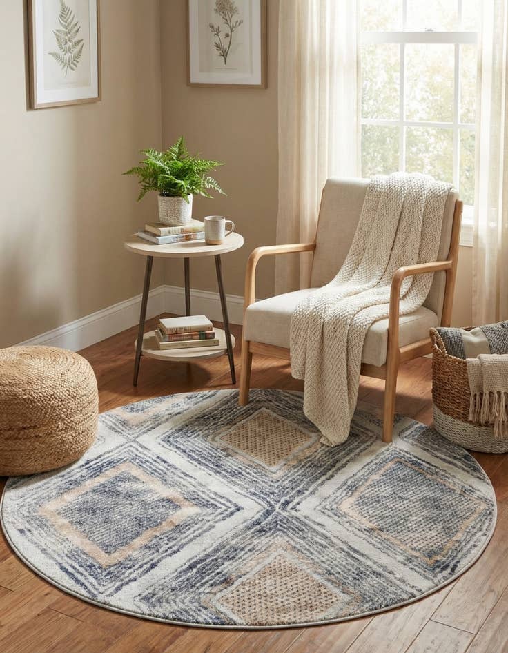 Detail image of 4' x 4' Caspian Round Rug