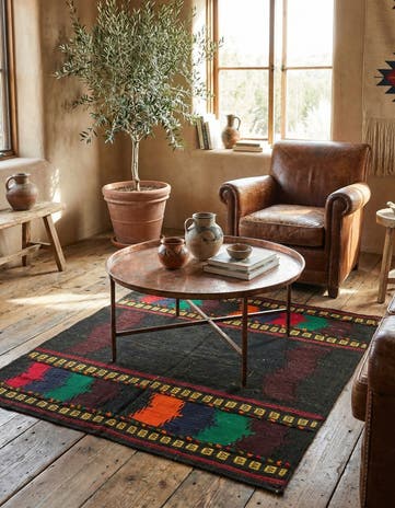 4' x 4' Hand Woven Kilim Fars Wool Square Rug