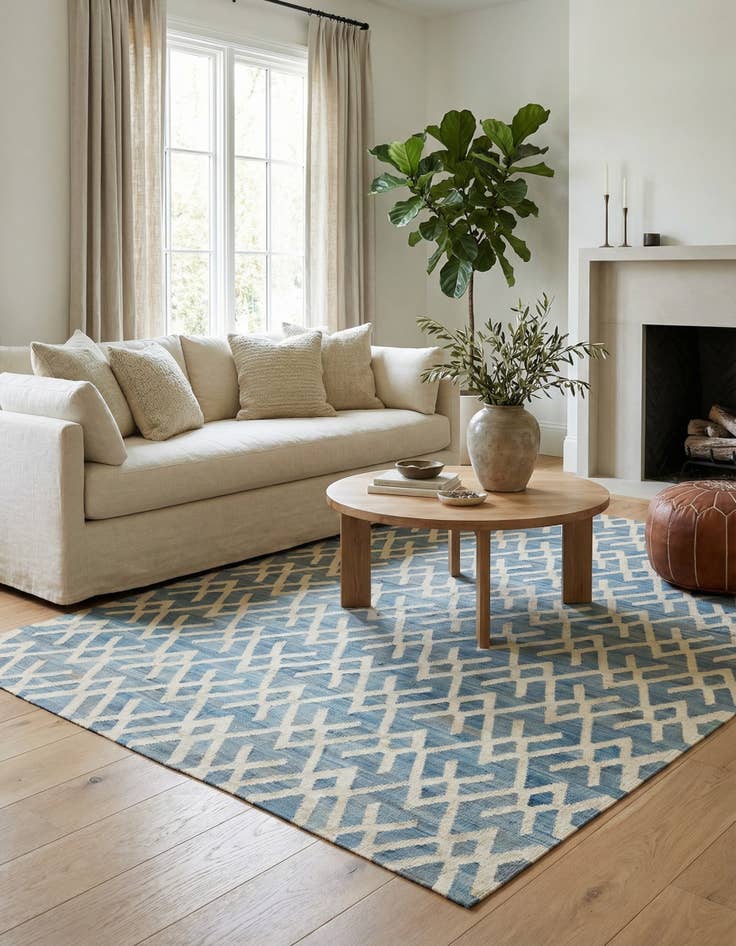 Detail image of 7' 2 x 9' 5  Hand Woven Kilim Modern Wool Rug