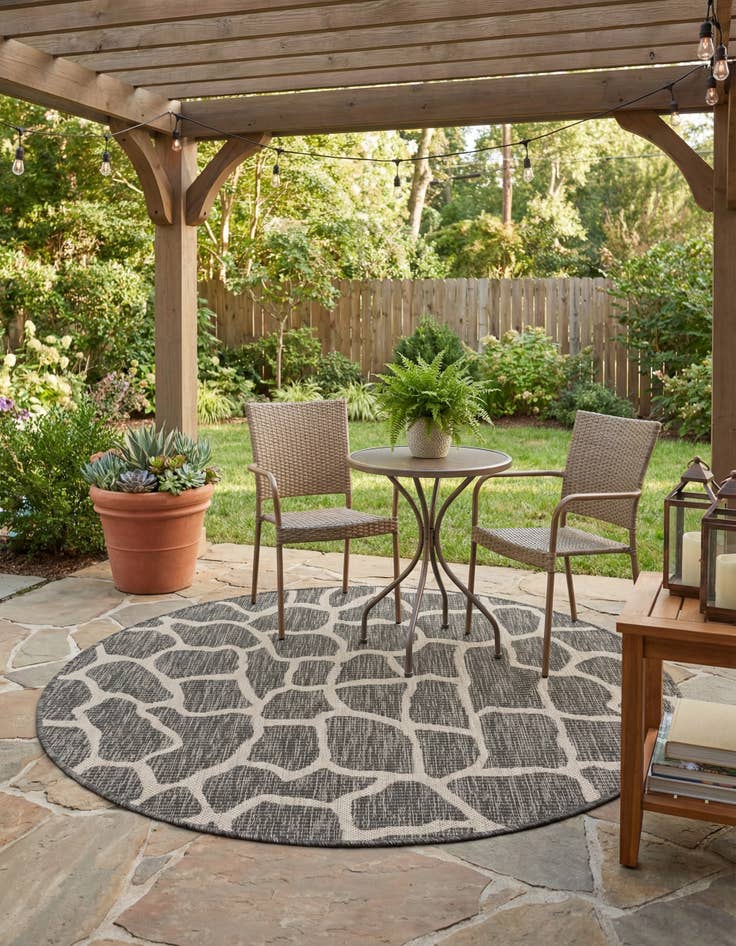 Detail image of  4' x 4'  Washable Safari Indoor / Outdoor Round Rug