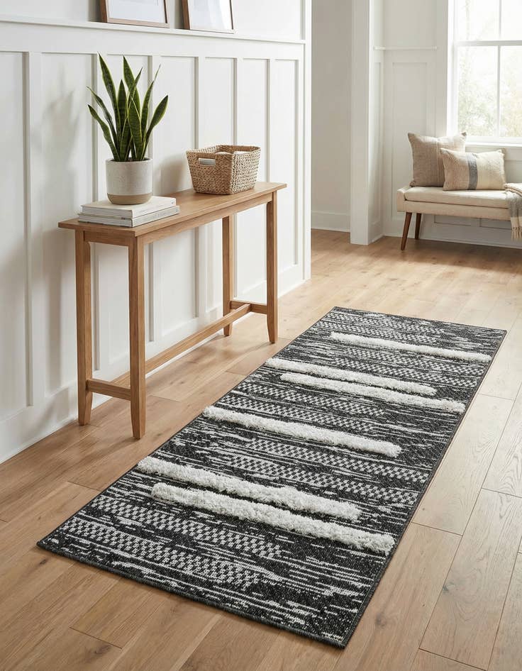 Detail image of 2' 3 x 4' Abbey Runner Rug