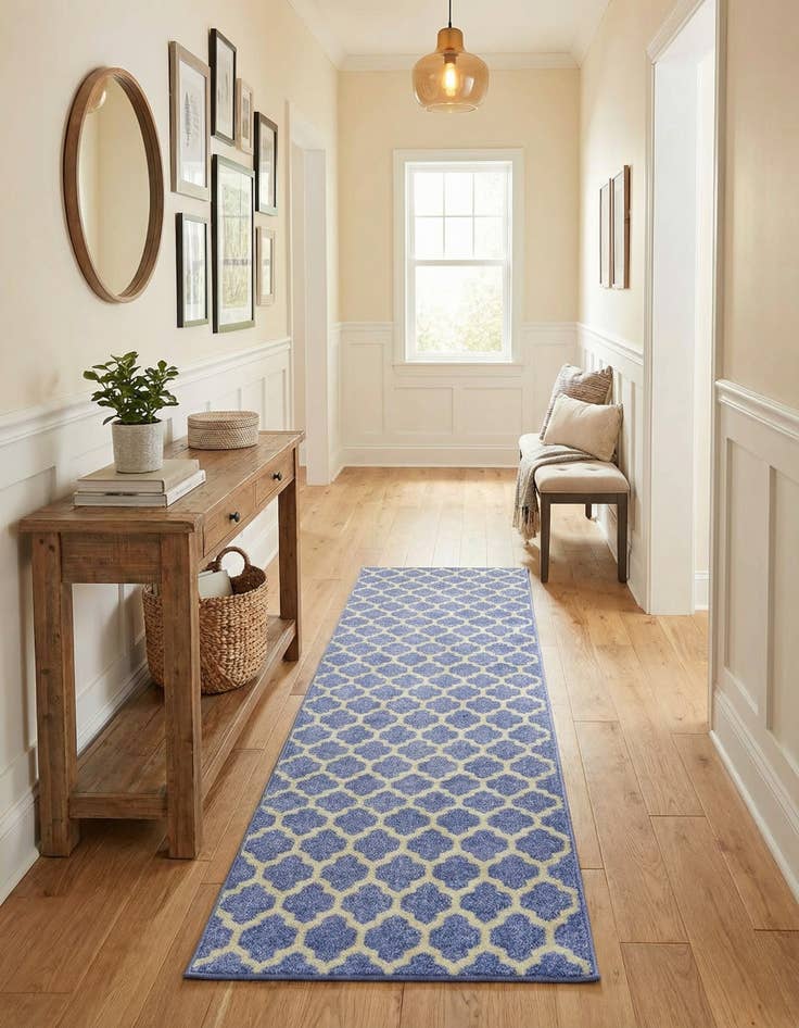 Detail image of  2' 7 x 10' Lattice Runner Rug