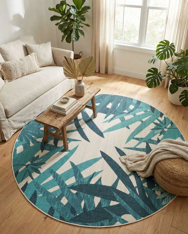 7' 10 x 7' 10 Easy-Clean Botanical Indoor / Outdoor Round Rug