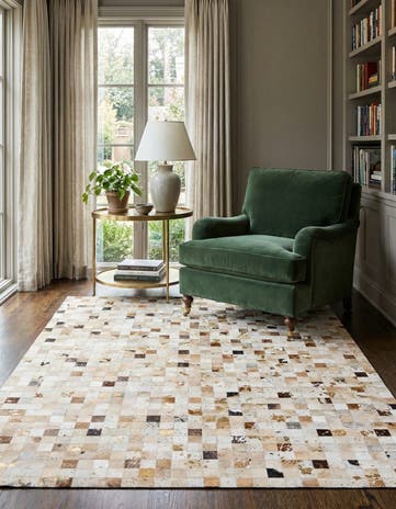 7' 10 x 9' 10 Cowhide Stocks Rug