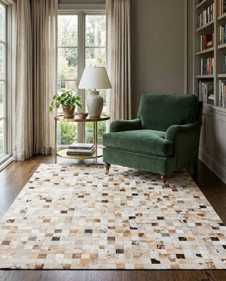 Detail image of 7' 10 x 9' 10 Cowhide Stocks Rug