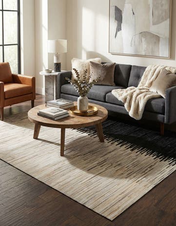 5' 6 x 8' Cowhide - Patchwork Rug