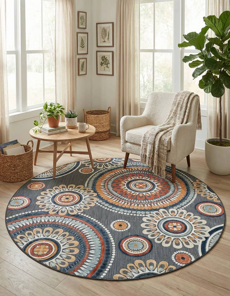 Detail image of 8' 2 x 8' 2 Easy-Clean Botanical Indoor / Outdoor Round Rug