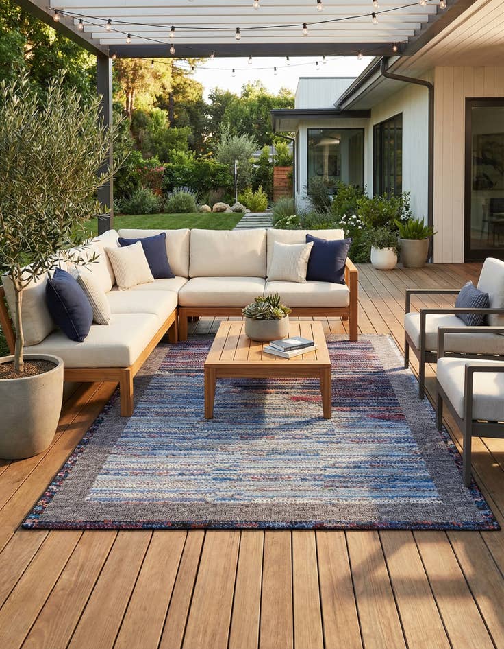 Detail image of 10' x 14'  Washable Modern Indoor / Outdoor Rug