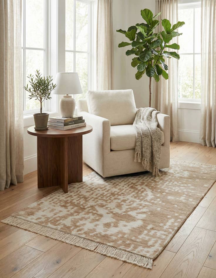 Detail image of 3' x 5'  Hand Knotted Darya Wool Rug