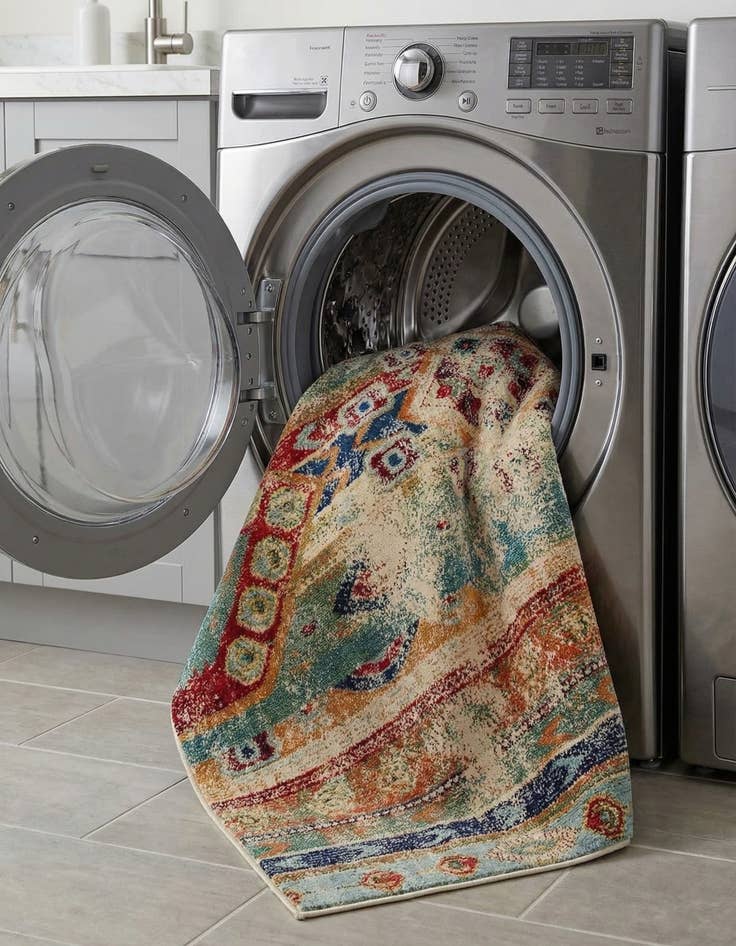 Detail image of 8' x 8'  Washable Santa Fe Square Rug