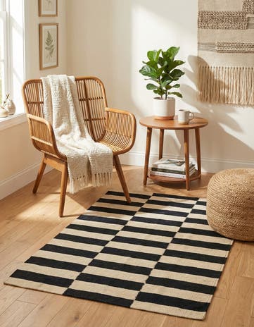 2' 8 x 4' Hand Woven Kilim Modern Wool Rug