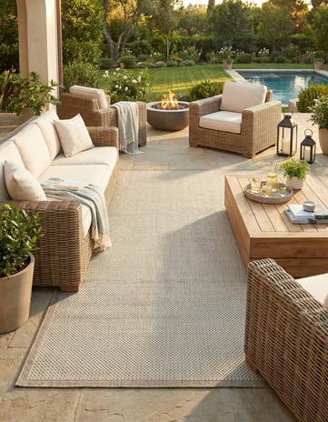 Beige Easy-Clean Border Indoor / Outdoor Rug