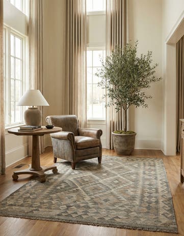 4' 2 x 6' 5 Hand Woven Kilim Maymana Wool Rug