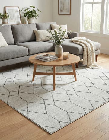 7' x 7' Lattice Trellis Square Rug