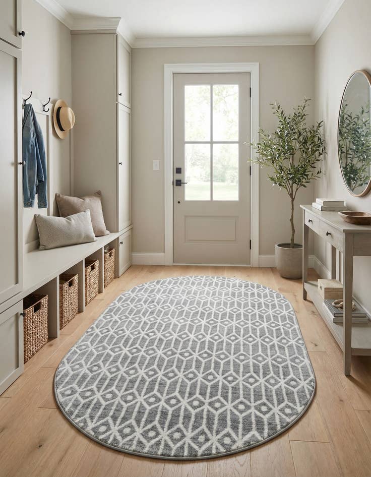 Detail image of  5' 3 x 8' Lattice Trellis Oval Rug